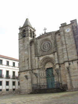 Iglesia de Portomarín